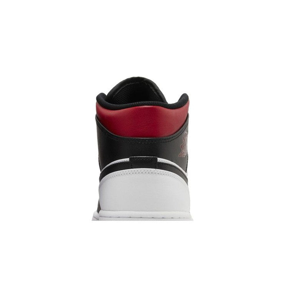 Jordan 1 Mid Gym Red Black Toe – detail materiálu | Purekickz