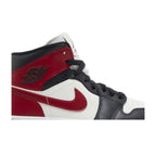 Jordan 1 Mid Gym Red Off Noir (W) – detail | Purekickz