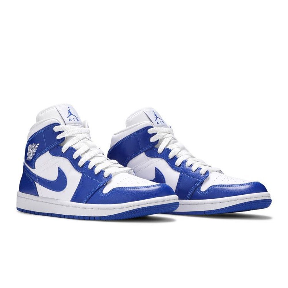 Jordan 1 Mid Kentucky Blue – lifestyle foto | Purekickz