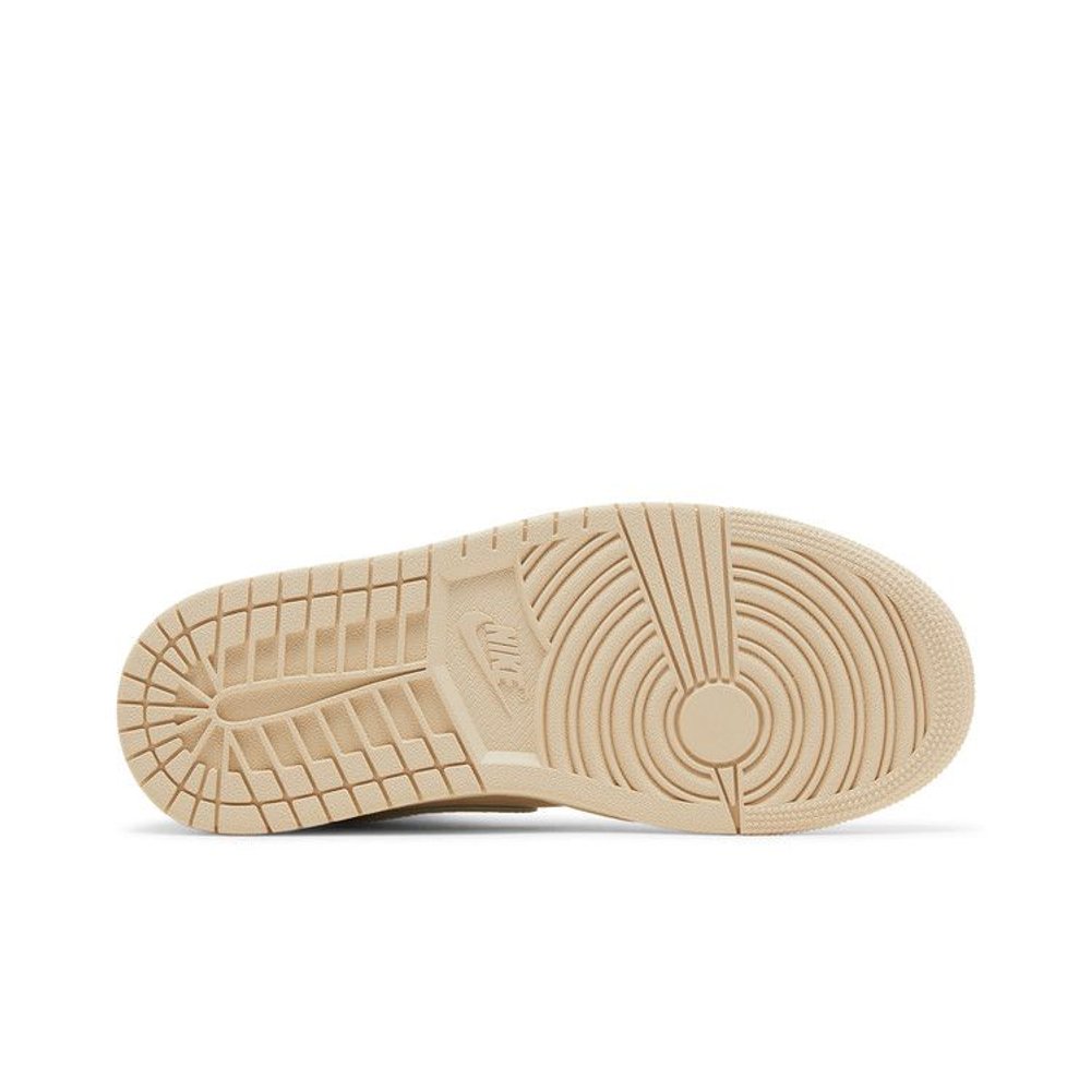 Jordan 1 Mid Legend Light Brown (W) – zadní pohled | Purekickz