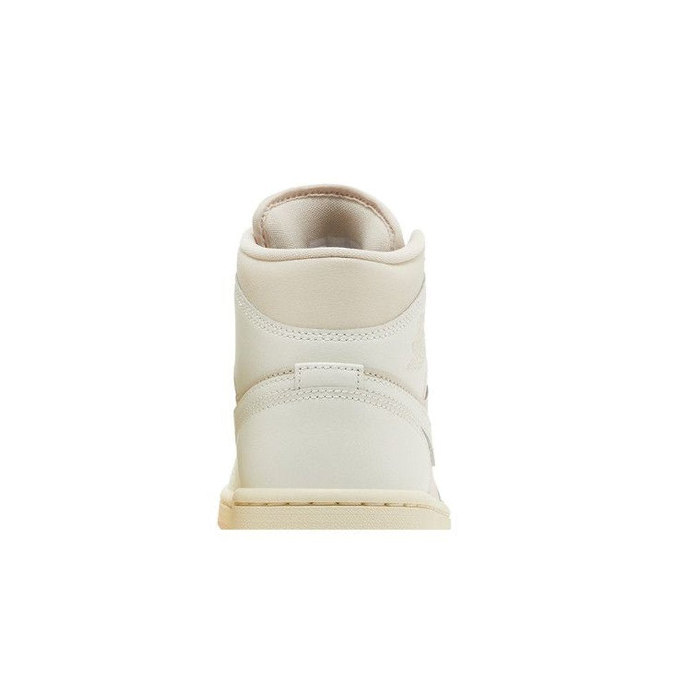 Jordan 1 Mid Legend Light Brown (W) – detail materiálu | Purekickz