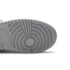 Jordan 1 Mid Light Smoke Grey Anthracite – pohled shora | Purekickz