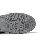 Jordan 1 Mid Light Smoke Grey (GS) – pohled shora | Purekickz