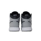 Jordan 1 Mid Light Smoke Grey (GS) – podrážka | Purekickz