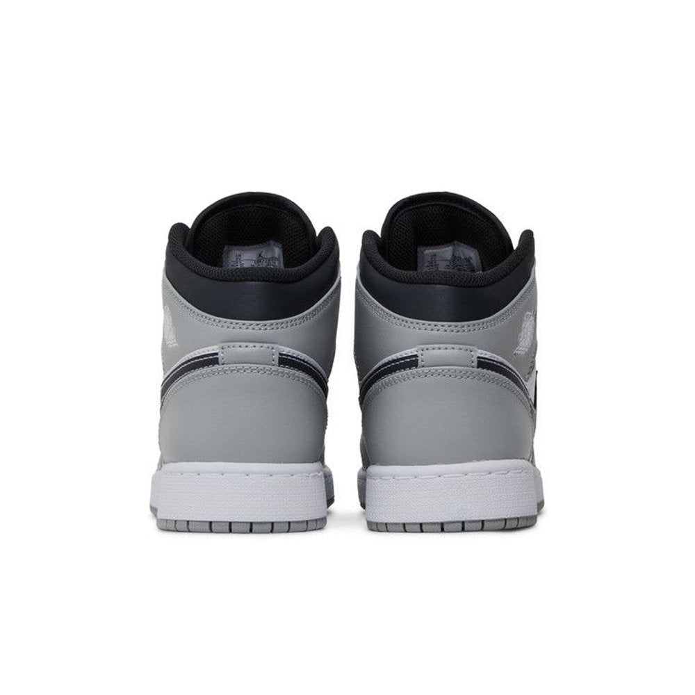 Jordan 1 Mid Light Smoke Grey (GS) – podrážka | Purekickz