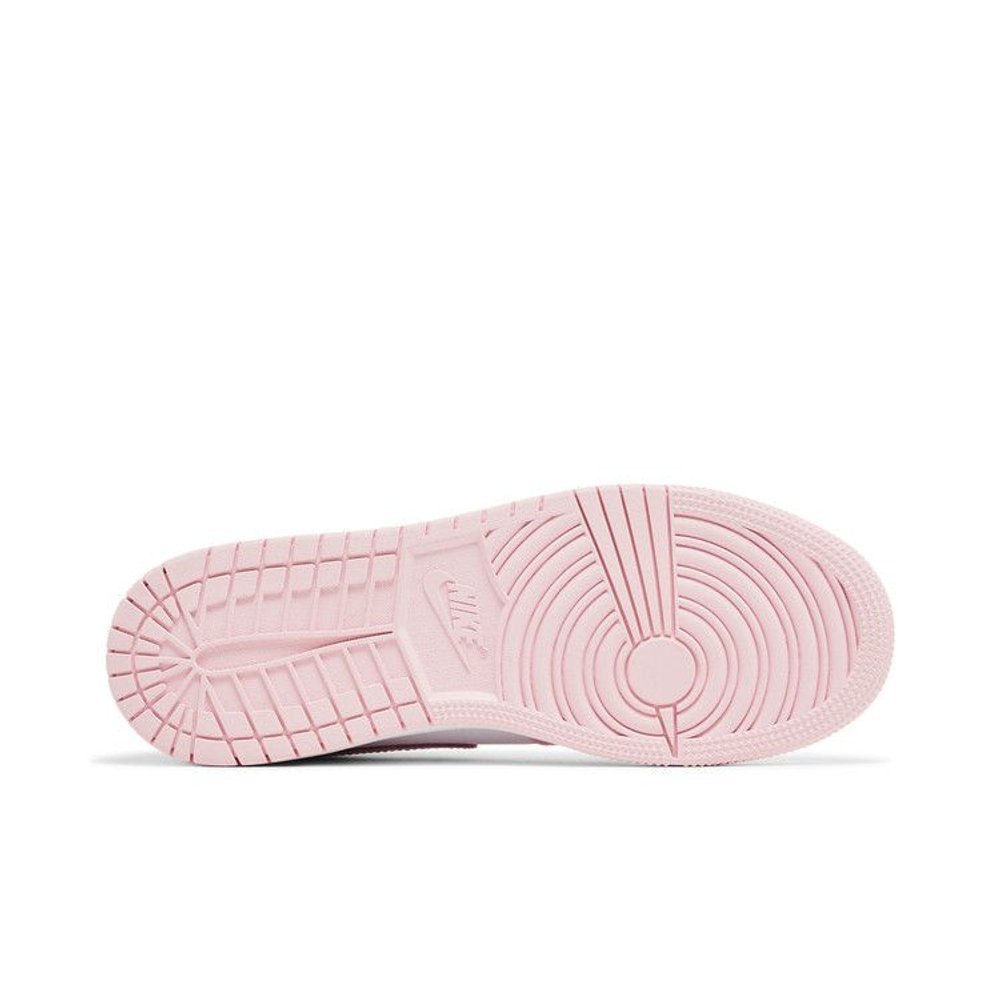Jordan 1 Mid Pink Foam Fire Red (GS) – zadní pohled | Purekickz