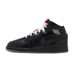 Jordan 1 Mid SE Black Metallic Reimagined (GS) – hlavní pohled | Purekickz