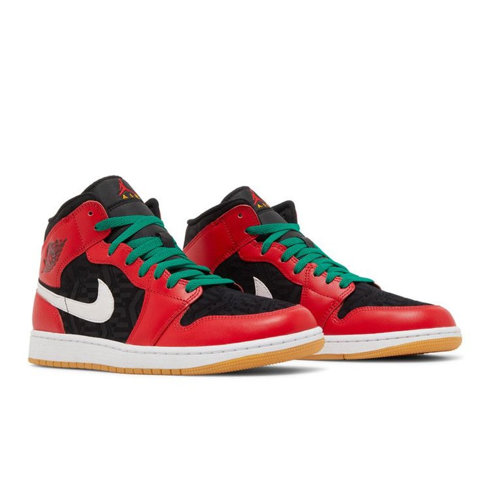 Jordan 1 Mid SE Christmas – lifestyle foto | Purekickz