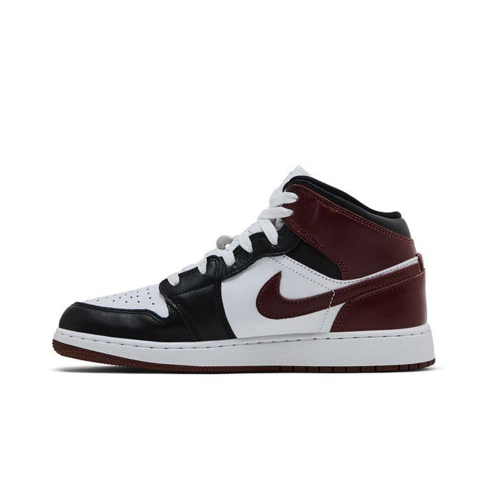 Jordan 1 Mid SE Dark Pony (GS) – hlavní pohled | Purekickz