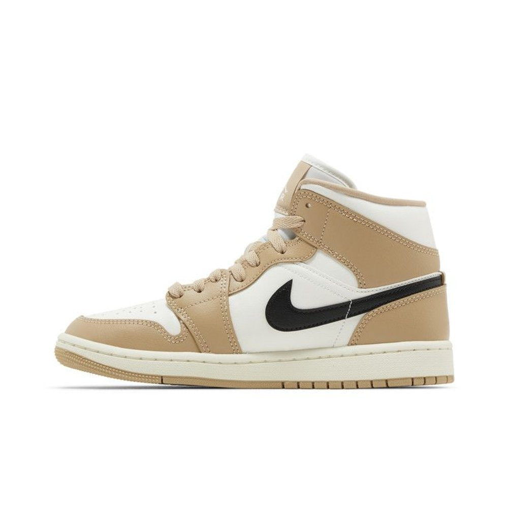 Jordan 1 Mid SE Desert Sail (W) – hlavní pohled | Purekickz