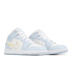 Jordan 1 Mid SE Glitter Swoosh – lifestyle foto | Purekickz
