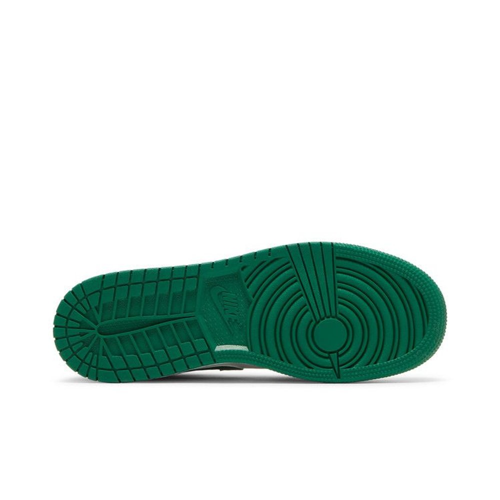 Jordan 1 Mid SE Grey Green – zadní pohled | Purekickz