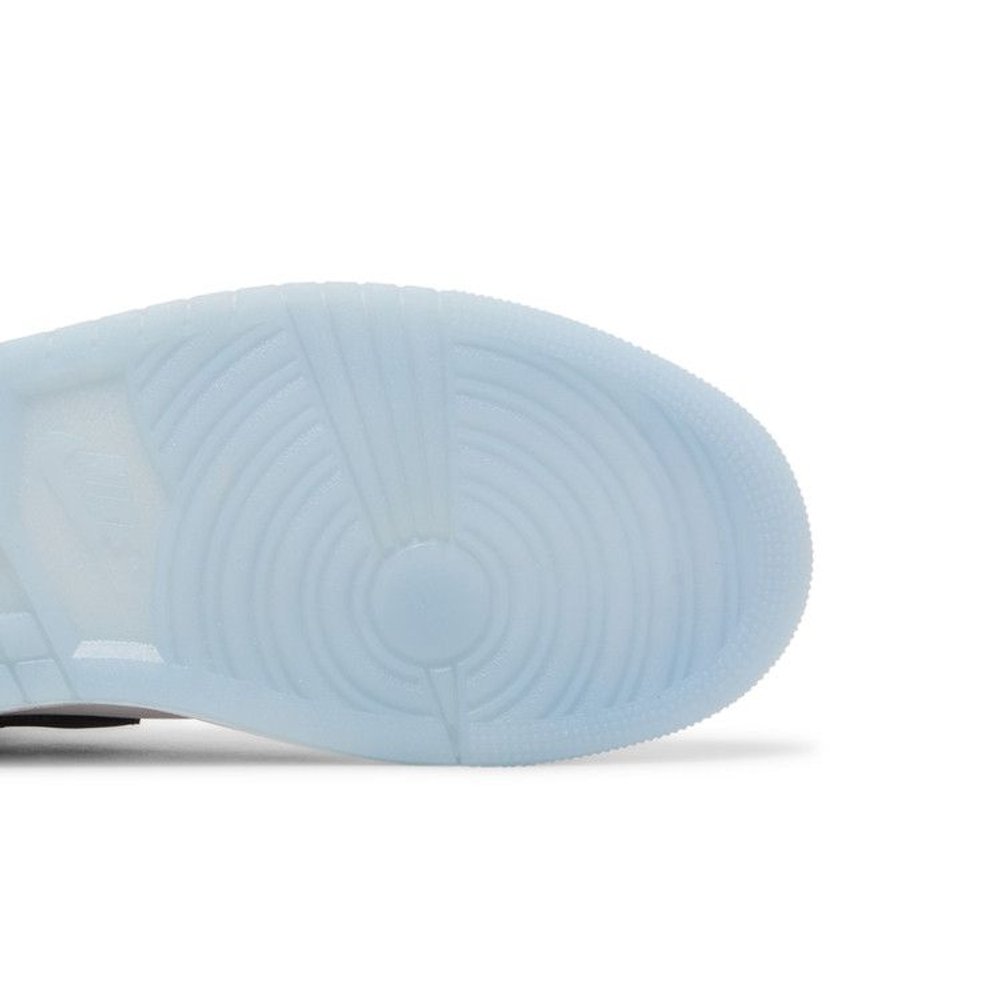 Jordan 1 Mid SE Ice Blue (2023) – pohled shora | Purekickz