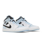 Jordan 1 Mid SE Ice Blue (2023) – lifestyle foto | Purekickz