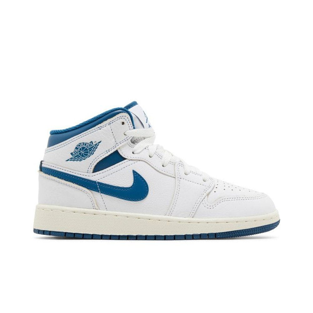 Jordan 1 Mid SE Industrial Blue – boční pohled | Purekickz