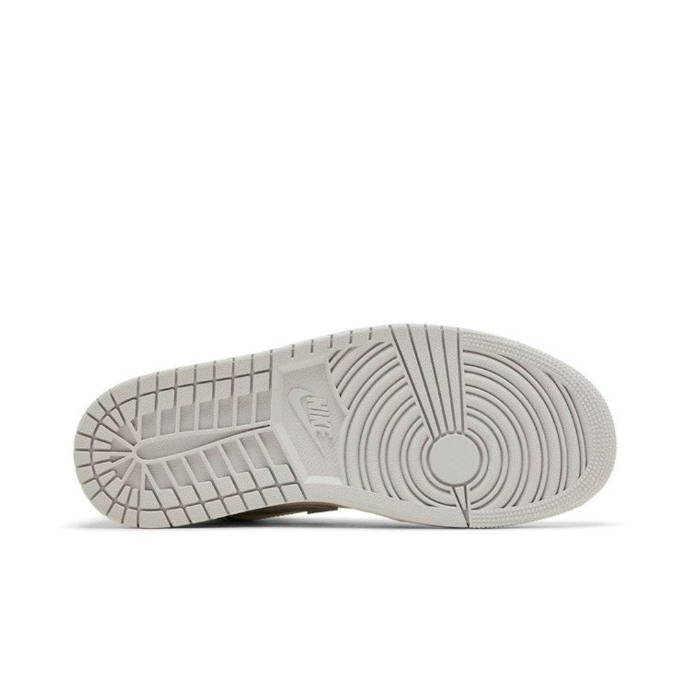 Jordan 1 Mid SE Neutral Grey Sail – zadní pohled | Purekickz