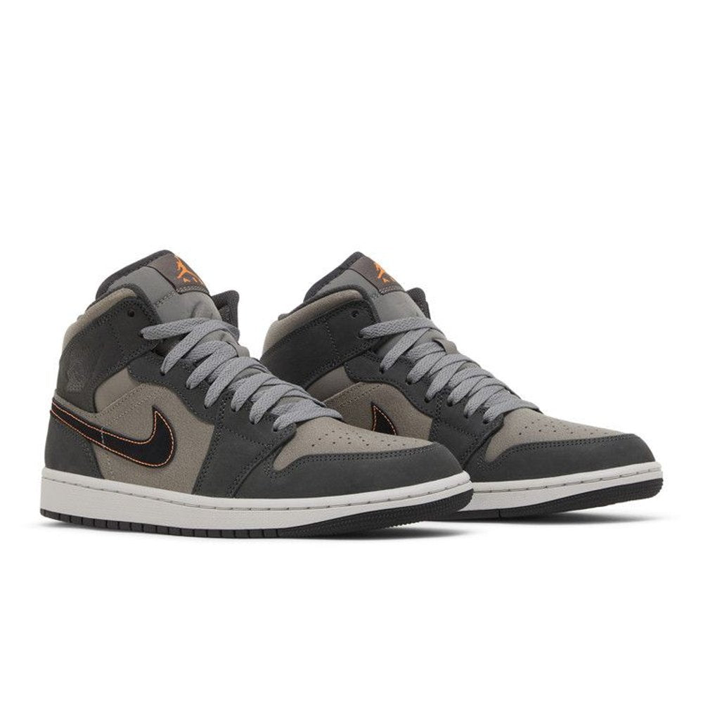 Jordan 1 Mid SE Night Stadium – lifestyle foto | Purekickz