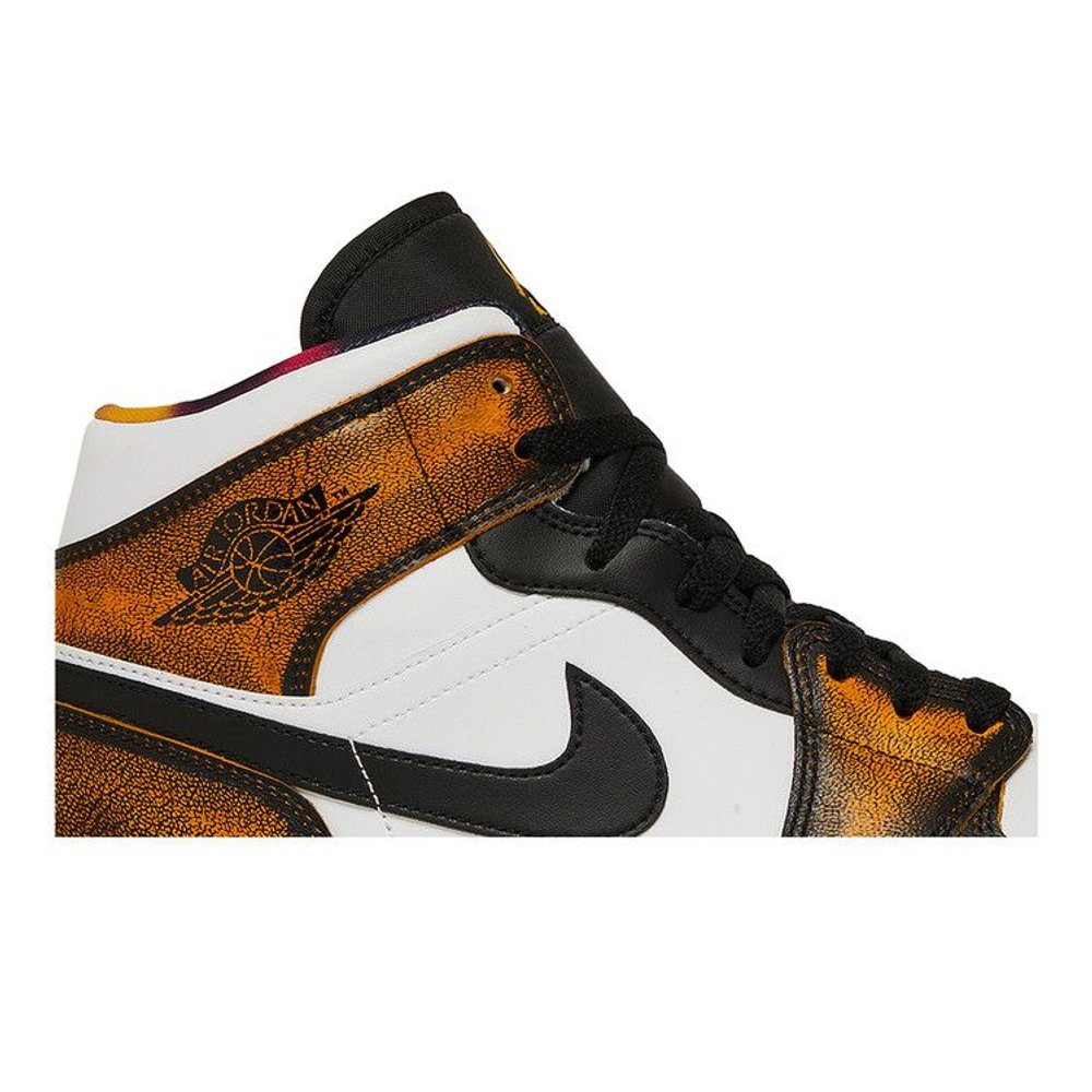 Jordan 1 Mid SE Orange Wear Away – detail | Purekickz