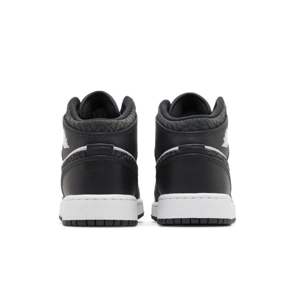 Jordan 1 Mid SE Panda Elephant (GS) – podrážka | Purekickz