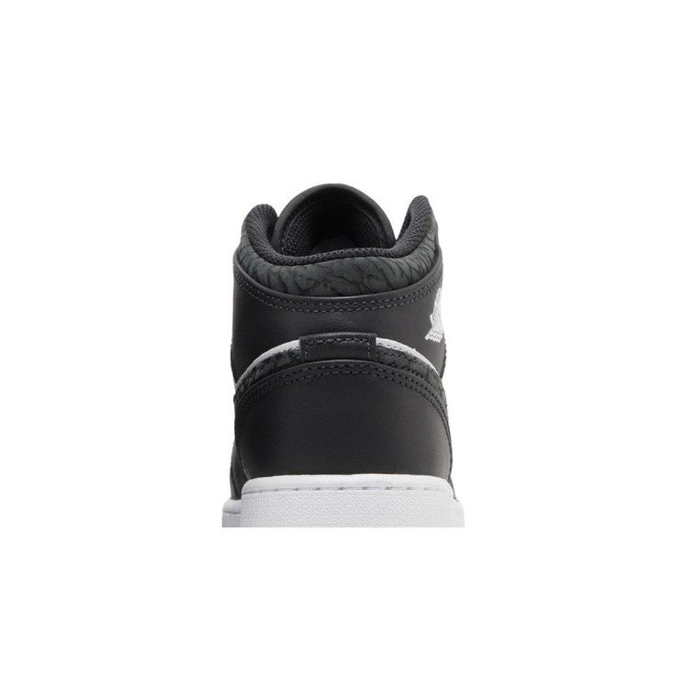 Jordan 1 Mid SE Panda Elephant (GS) – detail materiálu | Purekickz