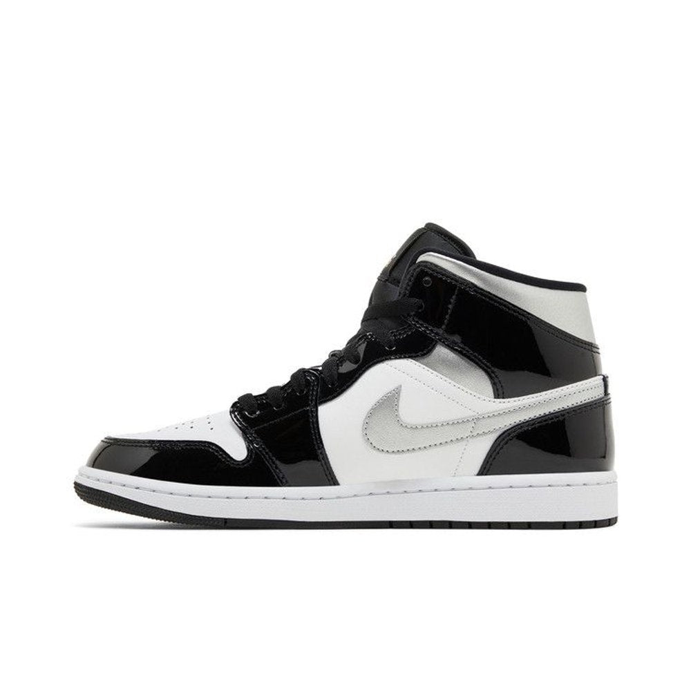 Jordan 1 Mid SE Patent Black White Metallic Silver Metallic Gold – hlavní pohled | Purekickz
