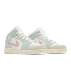 Jordan 1 Mid SE Pink Oxford (GS) – lifestyle foto | Purekickz