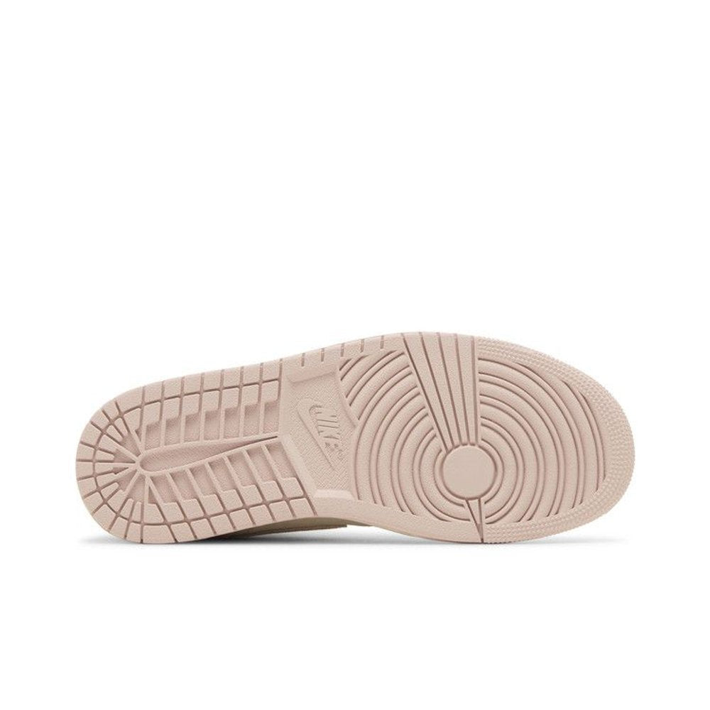 Jordan 1 Mid SE Seersucker (W) – zadní pohled | Purekickz