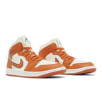 Jordan 1 Mid SE Sport Spice (Women's) – lifestyle foto | Purekickz
