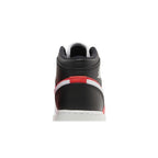 Jordan 1 Mid SE White Black Infrared (GS) – detail materiálu | Purekickz