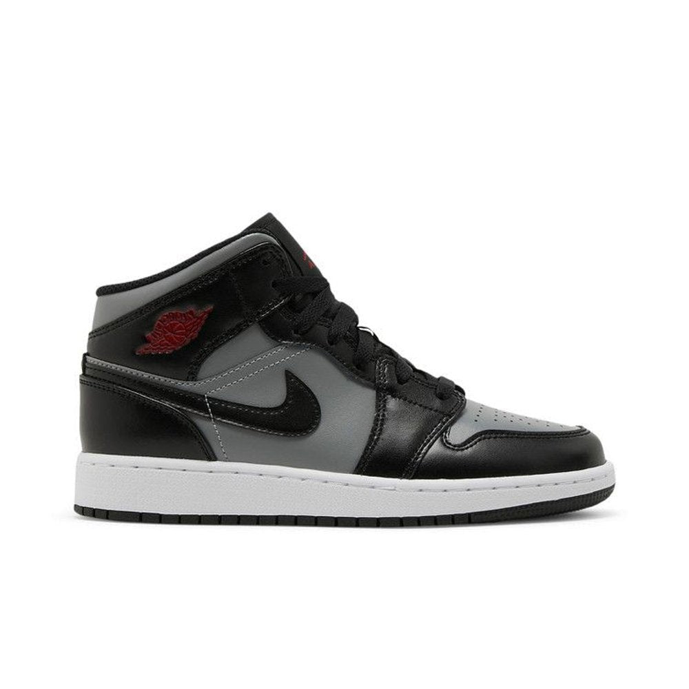 Jordan 1 Mid Shadow Red (GS) – boční pohled | Purekickz
