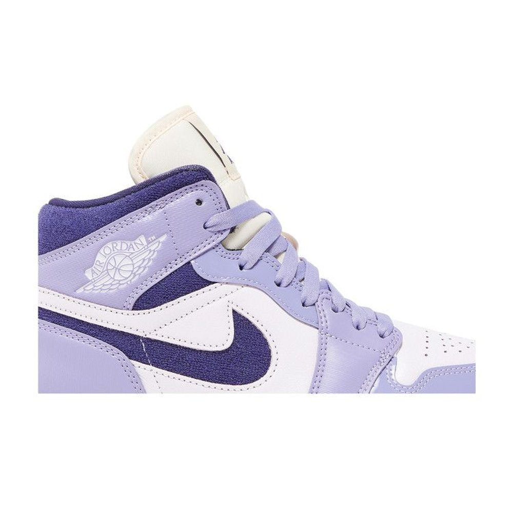 Jordan 1 Mid Sky J Purple – detail | Purekickz