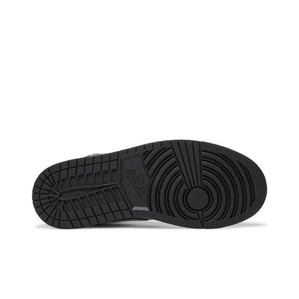 Jordan 1 Mid Split Black White (Women's) – zadní pohled | Purekickz