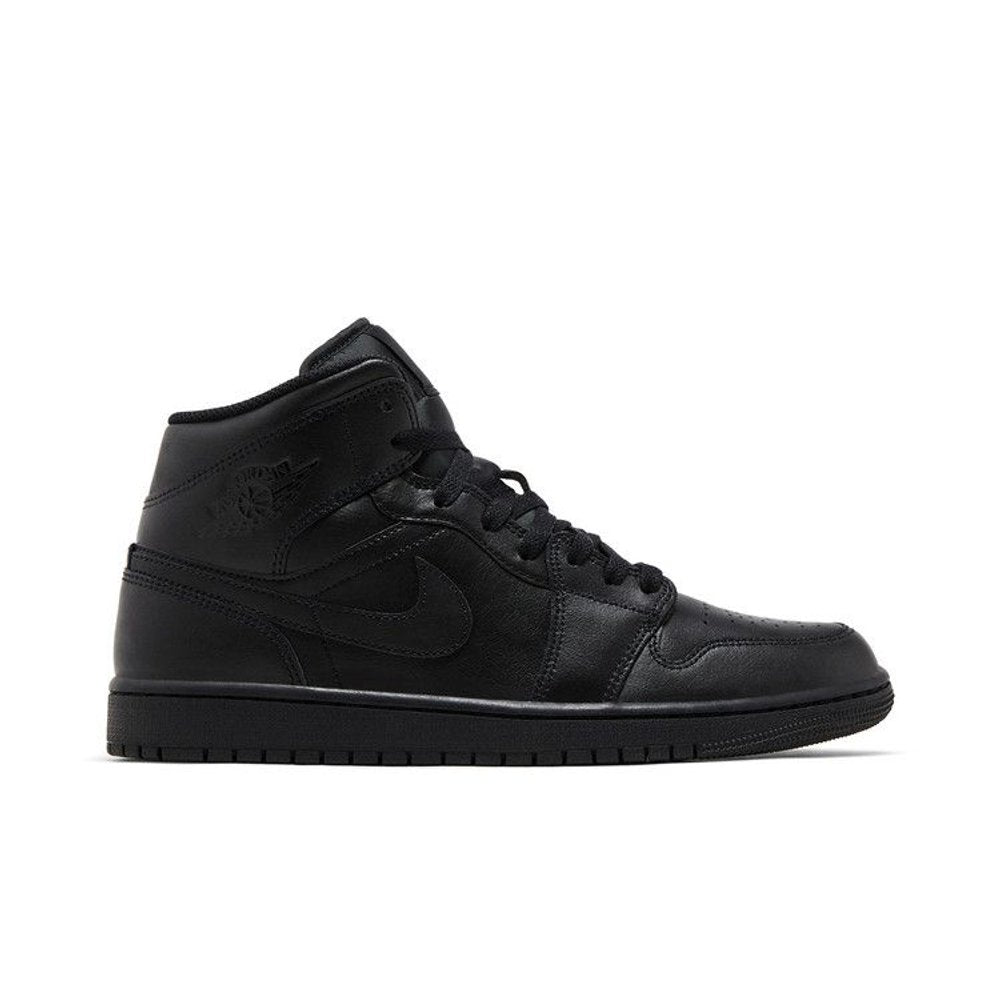 Jordan 1 Mid Triple Black – boční pohled | Purekickz