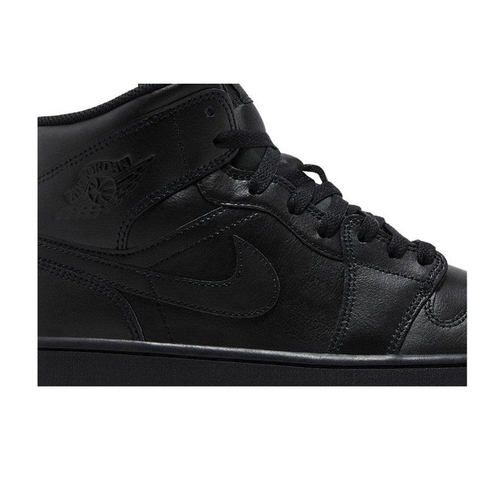 Jordan 1 Mid Triple Black – detail | Purekickz