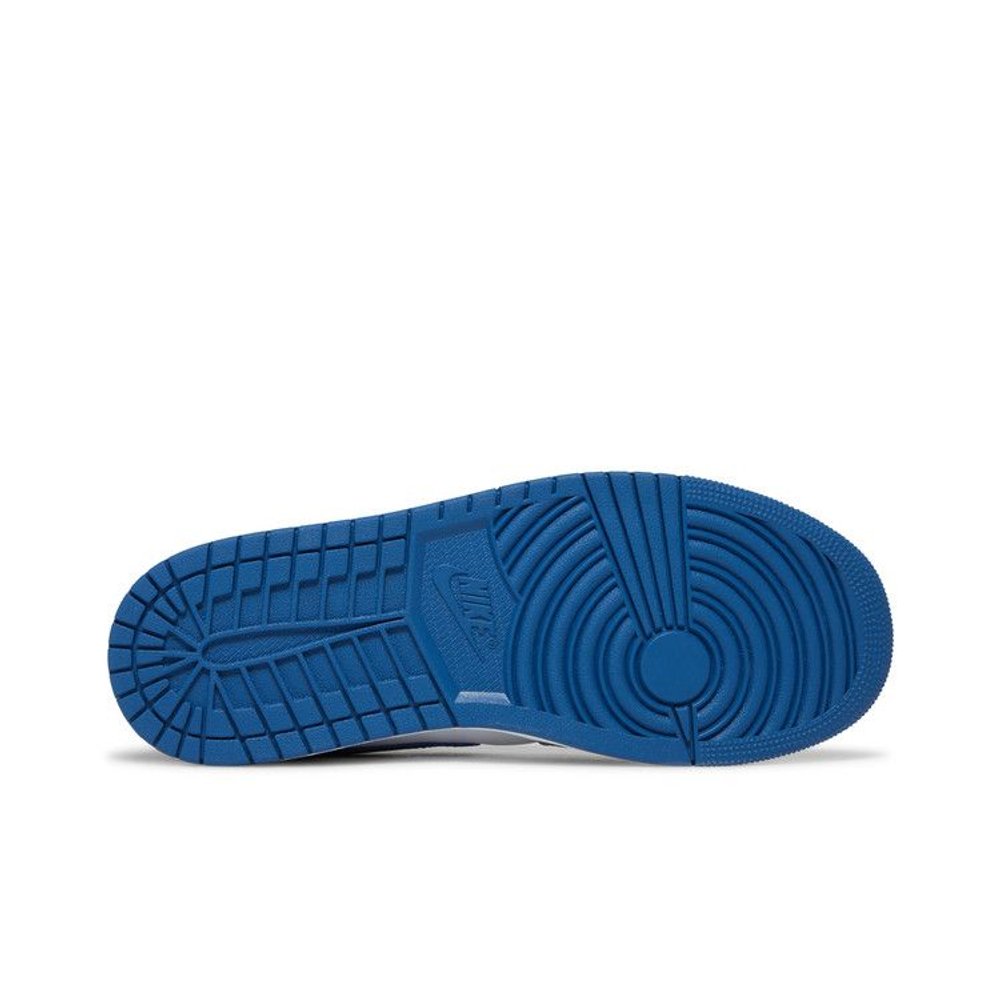 Jordan 1 Mid True Blue – zadní pohled | Purekickz
