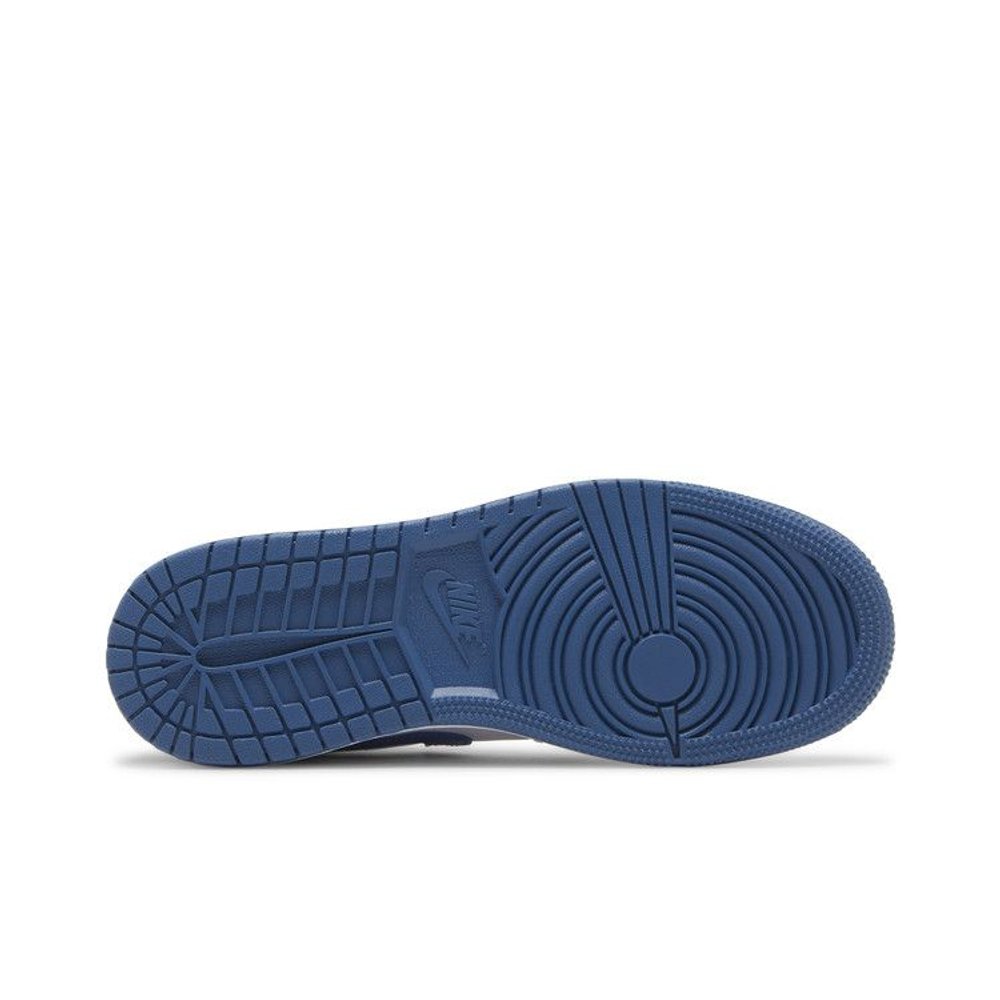 Jordan 1 Mid True Blue Cement (GS) – zadní pohled | Purekickz