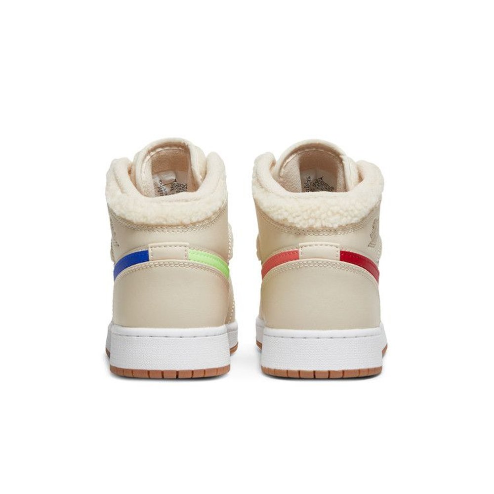 Jordan 1 Mid Utility Fleece Pearl White (GS) – podrážka | Purekickz