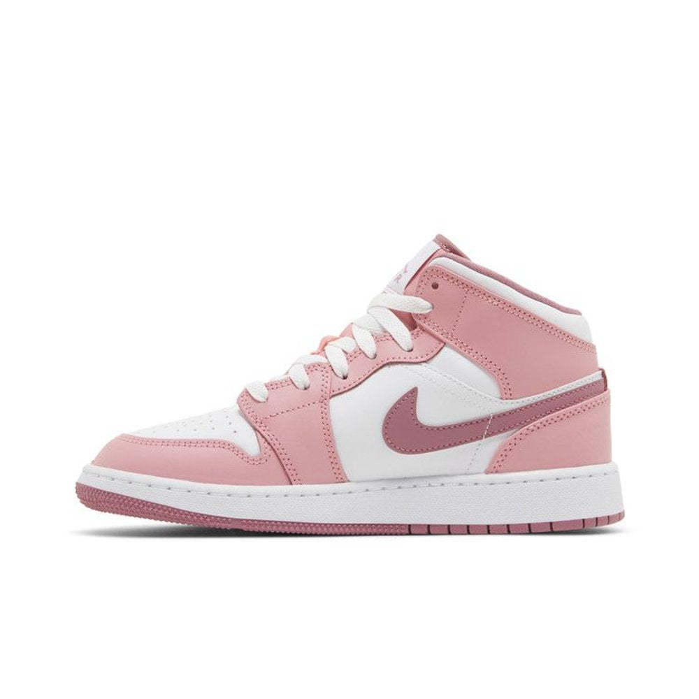 Jordan 1 Mid Valentines Day (2023) (GS) – hlavní pohled | Purekickz