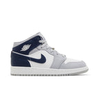 Jordan 1 Mid Wolf Grey Midnight Navy (GS) – boční pohled | Purekickz