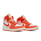 Jordan 1 Retro AJKO Rush Orange – lifestyle foto | Purekickz