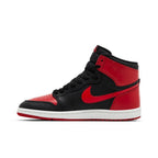 Jordan 1 Retro High '85 OG Bred (2025) – hlavní pohled | Purekickz