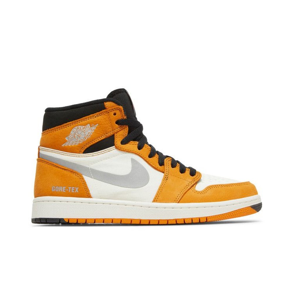 Jordan 1 Retro High Element Gore-Tex Light Curry – boční pohled | Purekickz