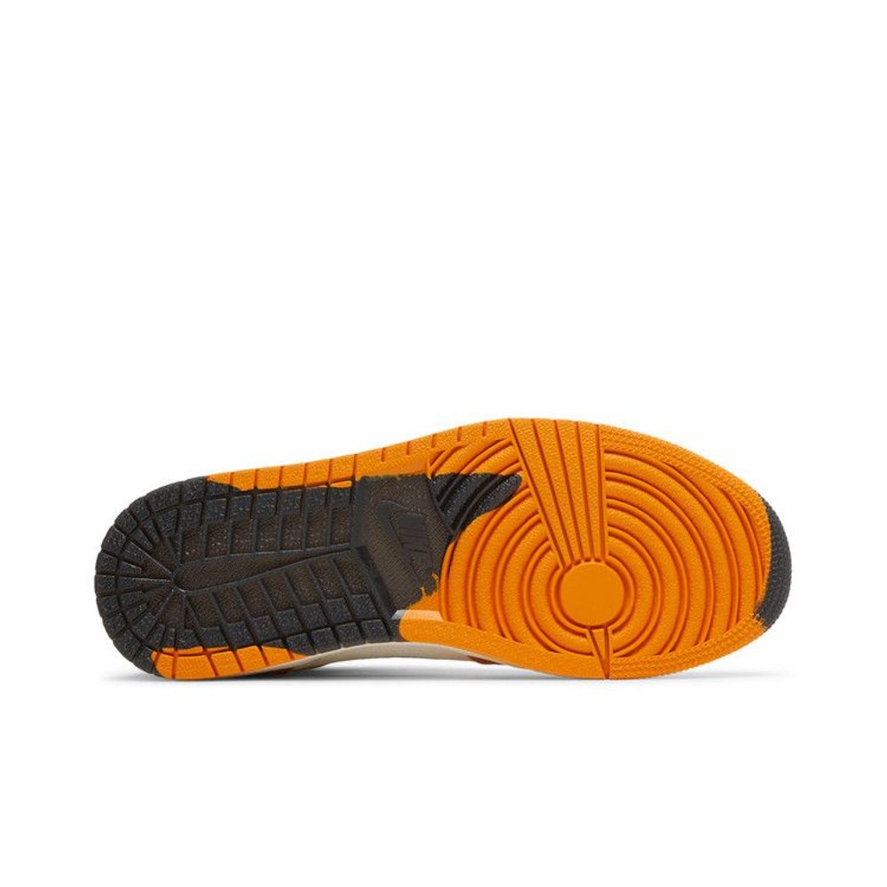 Jordan 1 Retro High Element Gore-Tex Light Curry – zadní pohled | Purekickz
