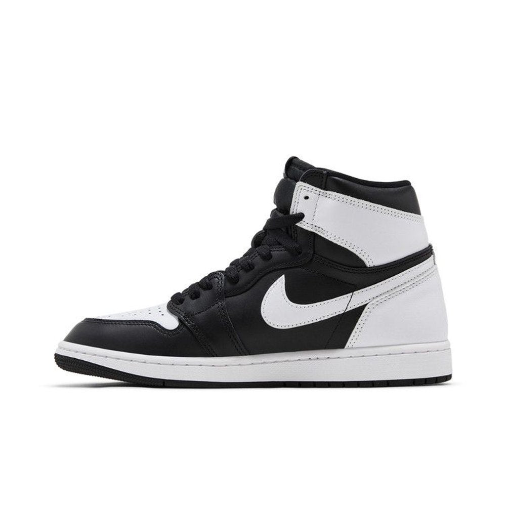 Jordan 1 Retro High OG Black White – hlavní pohled | Purekickz