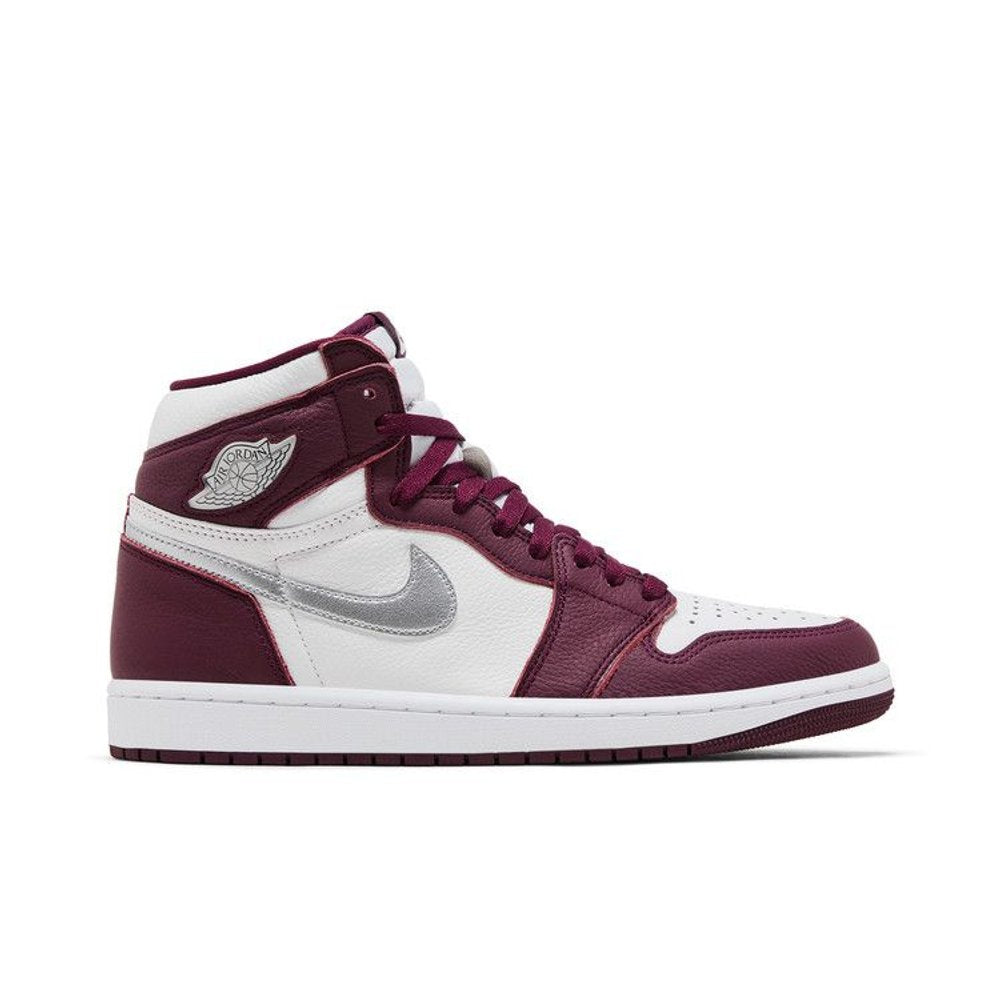 Jordan 1 Retro High OG Bordeaux – boční pohled | Purekickz