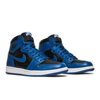 Jordan 1 Retro High OG Dark Marina Blue – lifestyle foto | Purekickz