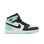 Jordan 1 Retro High OG Green Glow (GS) – boční pohled | Purekickz