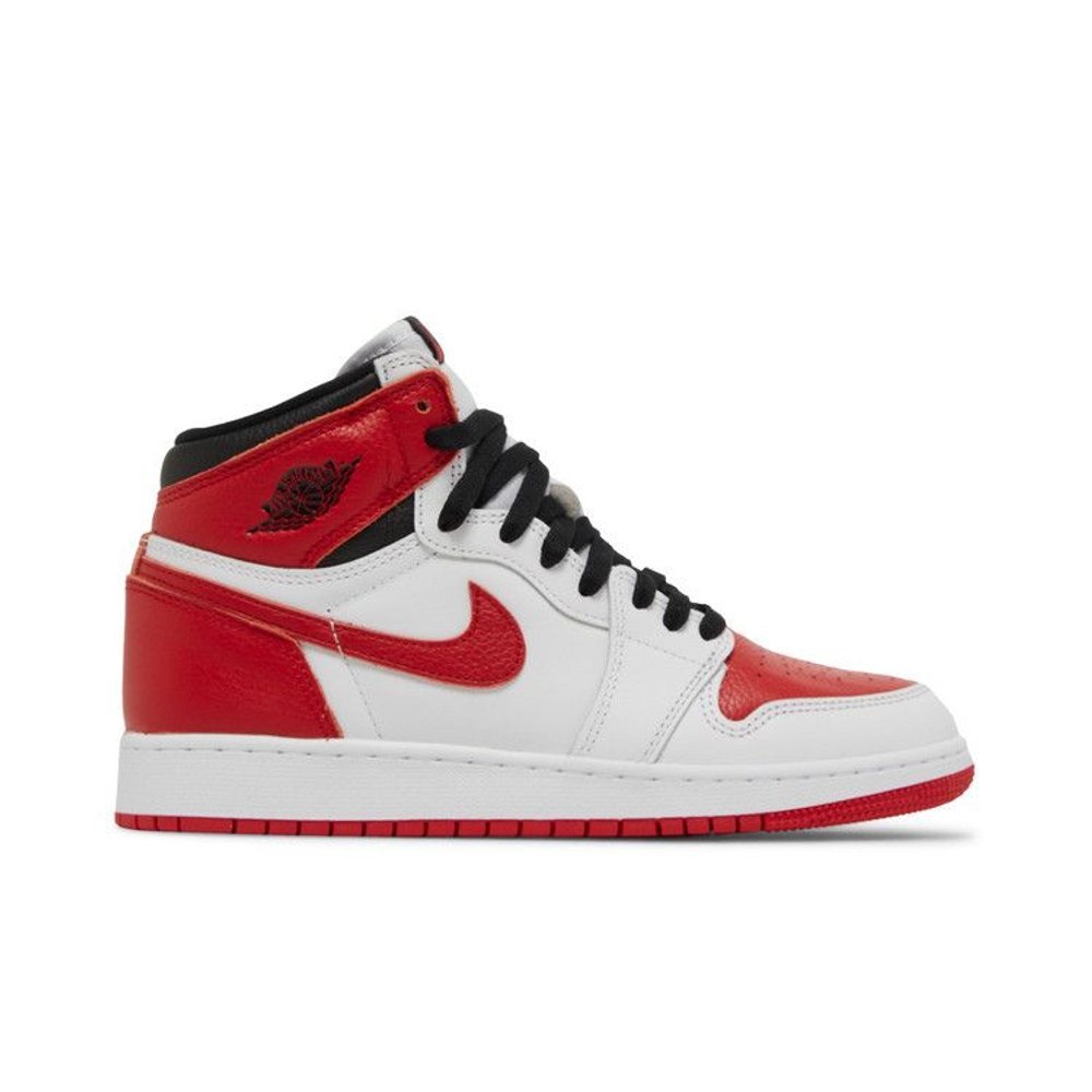 Jordan 1 Retro High OG Heritage (GS) – boční pohled | Purekickz
