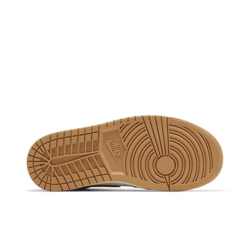 Jordan 1 Retro High OG Praline (W) – zadní pohled | Purekickz