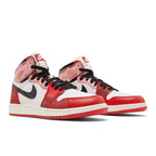 Jordan 1 Retro High OG Spider-Man Across the Spider-Verse – lifestyle foto | Purekickz
